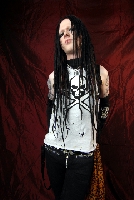 Bon, je vous présente mon Idole,je soussigne..Wednesday 13.